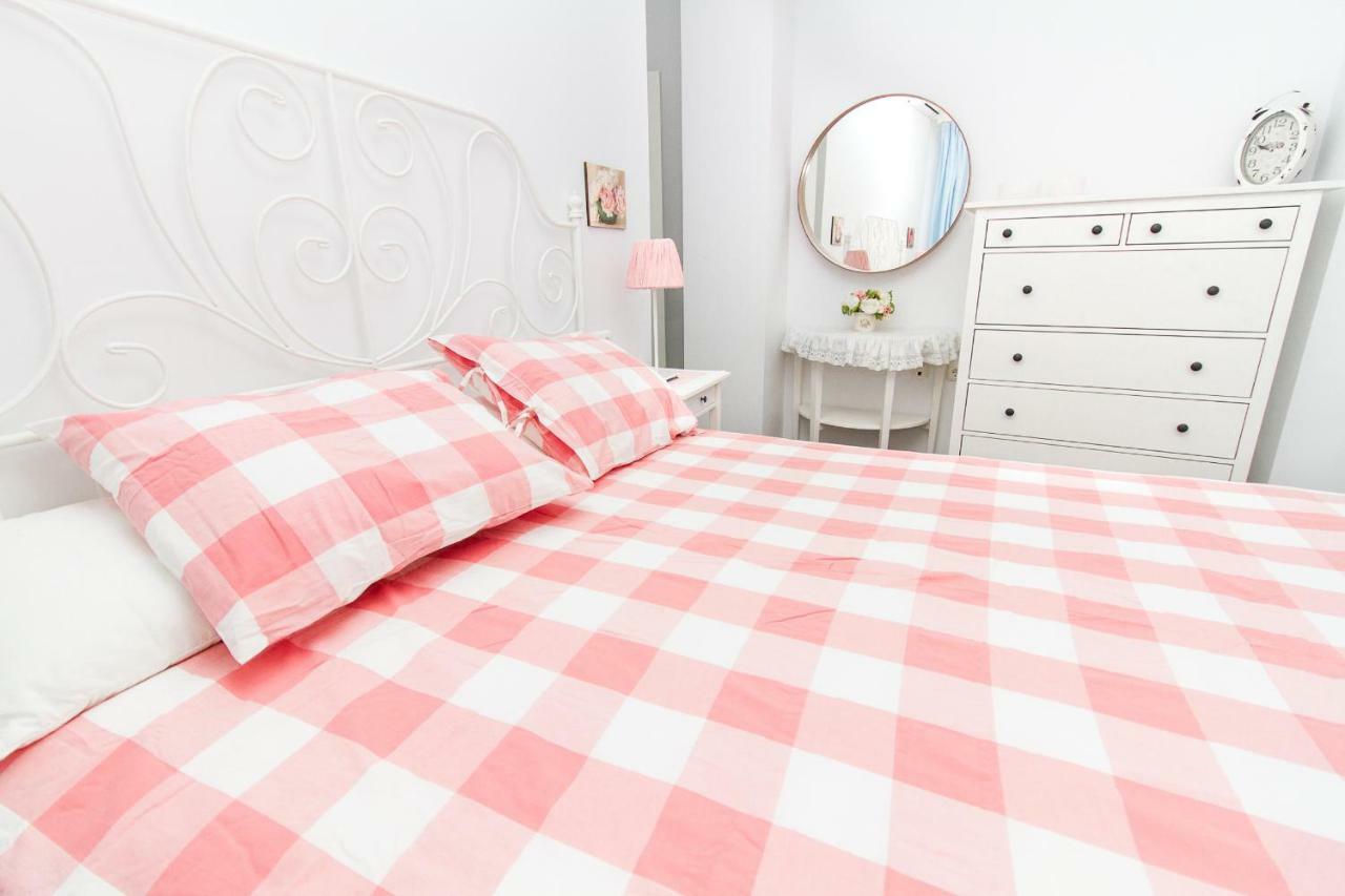 Good Vibes Centro Historico Apartment Malaga Luaran gambar