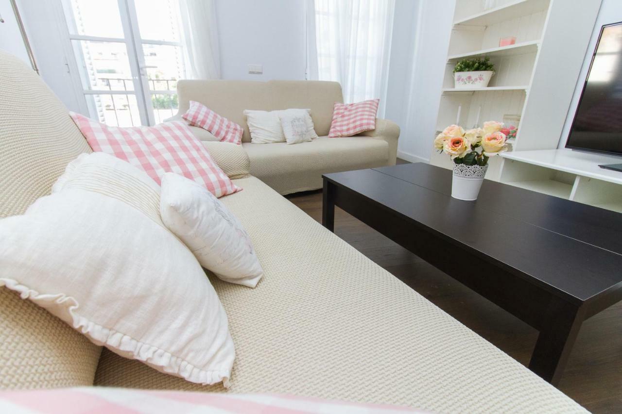 Good Vibes Centro Historico Apartment Malaga Luaran gambar